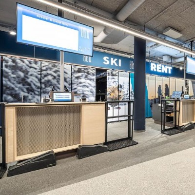 brundle shop zell 400.jpg