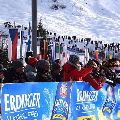 hochfilzen biathlon tumb.jpg