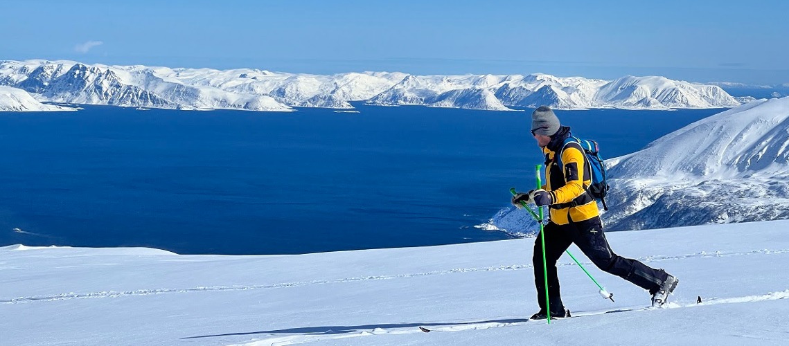 Extreme adventure at the edge of the word: sail and ski in Norway