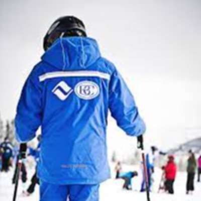 Vail Resorts Meluncurkan Jaminan Sekolah Ski Musim Semi